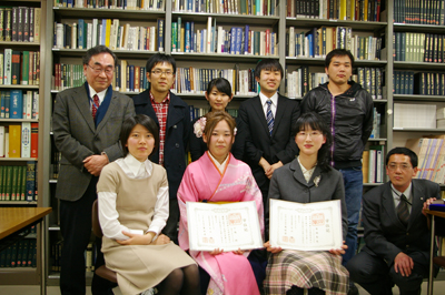 堤研二『人口減少・高齢化と生活環境―山間地域とソーシャル・キャピタルの事例に学ぶ―』の表紙