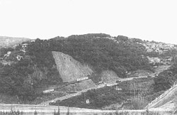 写真：鼓ヶ滝遺跡の立地