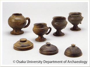 Lidded jars with stand and handle